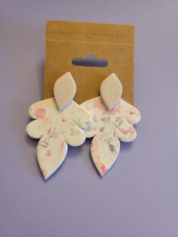 The Romantic Earrings
